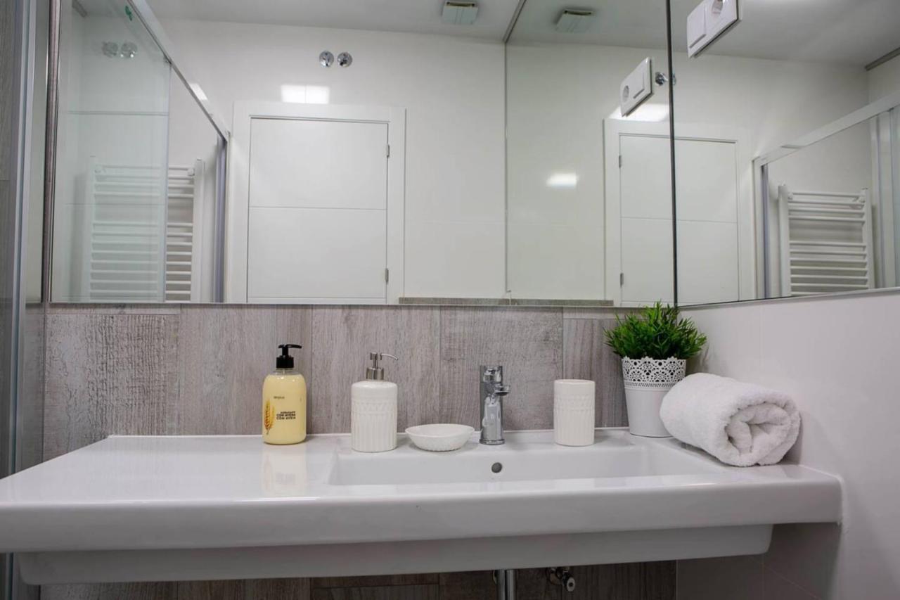 Cozy 2Bed2Bath&Patio W Bedbath In Mdrd'S Center Lejlighed Madrid Eksteriør billede